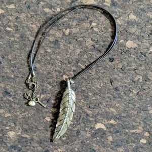 Feather necklace